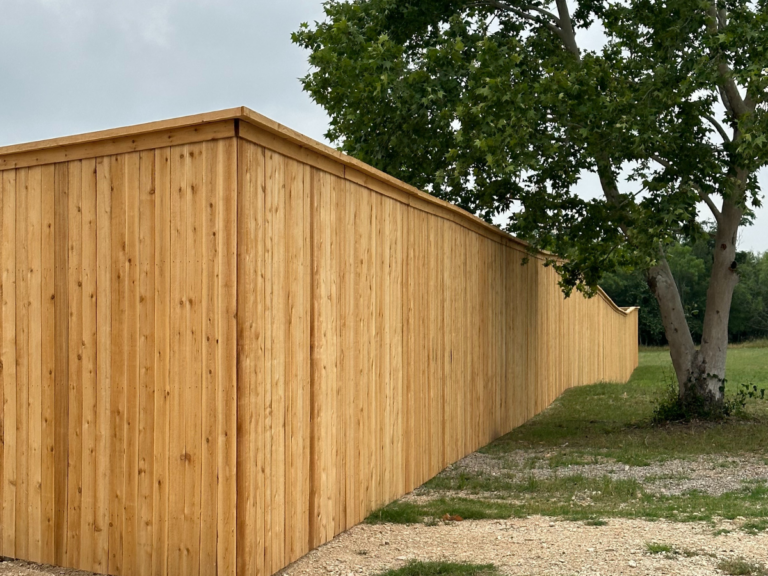 How Long Should a Cedar Fence Last in Texas?
